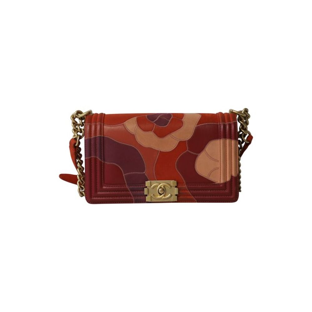 Chanel Limited Edition Patchwork Camelia Boy Bag in Multicolor Lambskin Leather - Picture 3 of 12